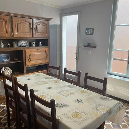 بيت للعطل Maison Charmante لو مان