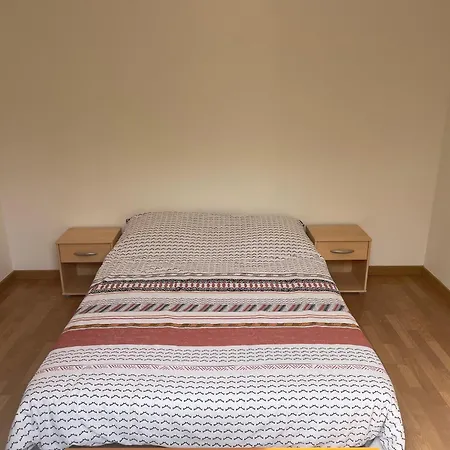 Maison Charmante بيت للعطل *
